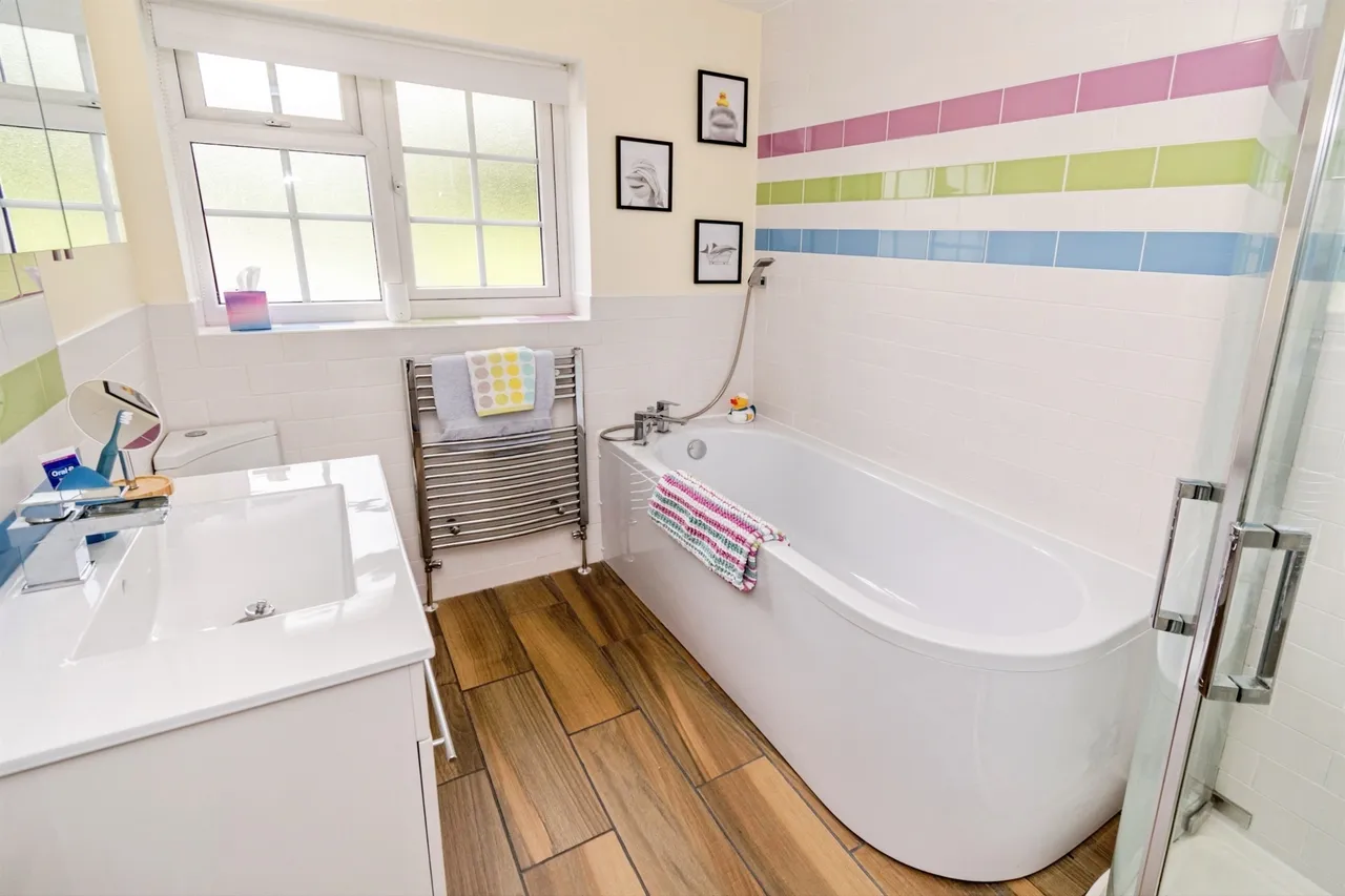 Redward Road, Rownhams, SO16, photo 17