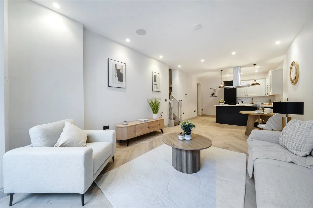 Gordon Road, London, W5, photo 6