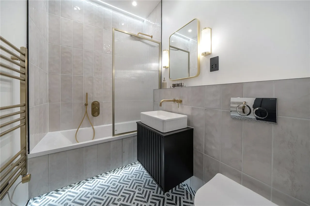 Gordon Road, London, W5, photo 10