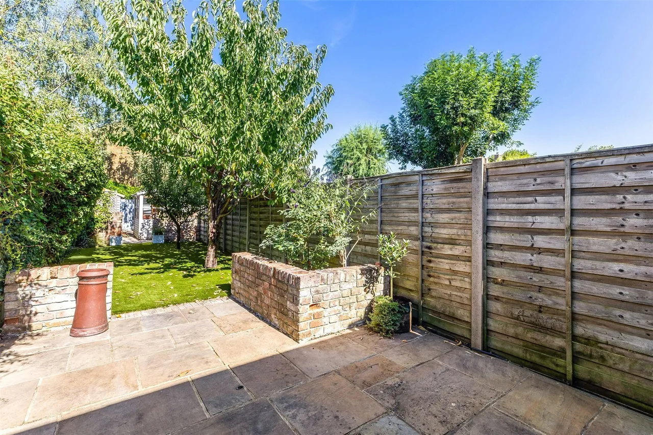 Fifth Cross Road, Twickenham, TW2, photo 20
