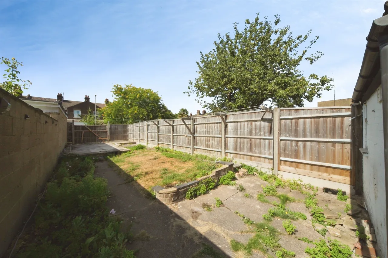 Frederick Street, Luton, LU2, photo 16