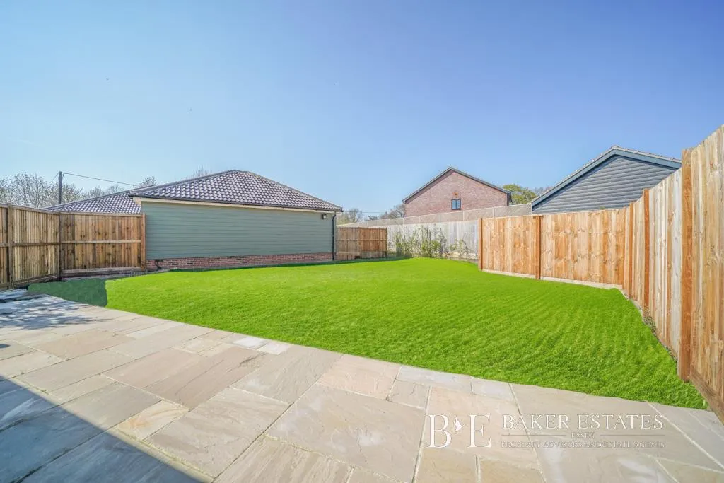 Great Oak Place, The Street, Raydon, Suffolk, IP7 5LW, photo 7
