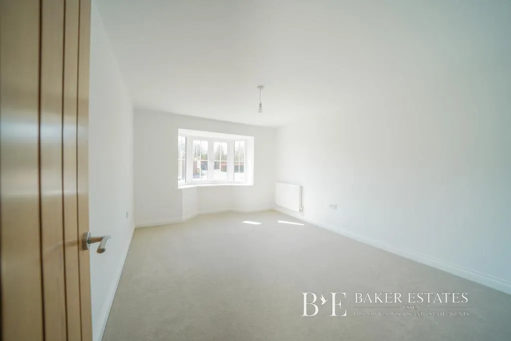 Great Oak Place, The Street, Raydon, Suffolk, IP7 5LW, photo 9