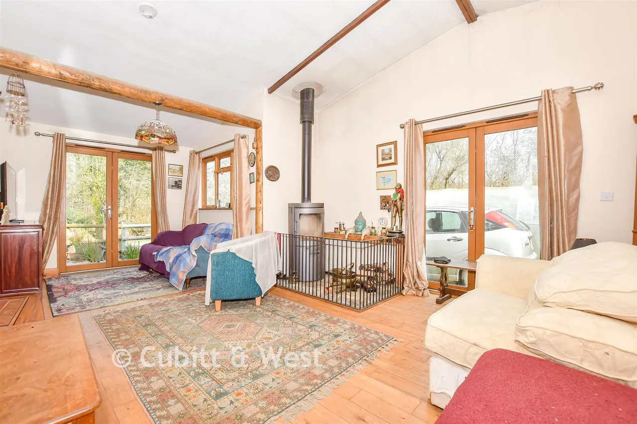 Horsham Road, Walliswood, RH5, photo 4