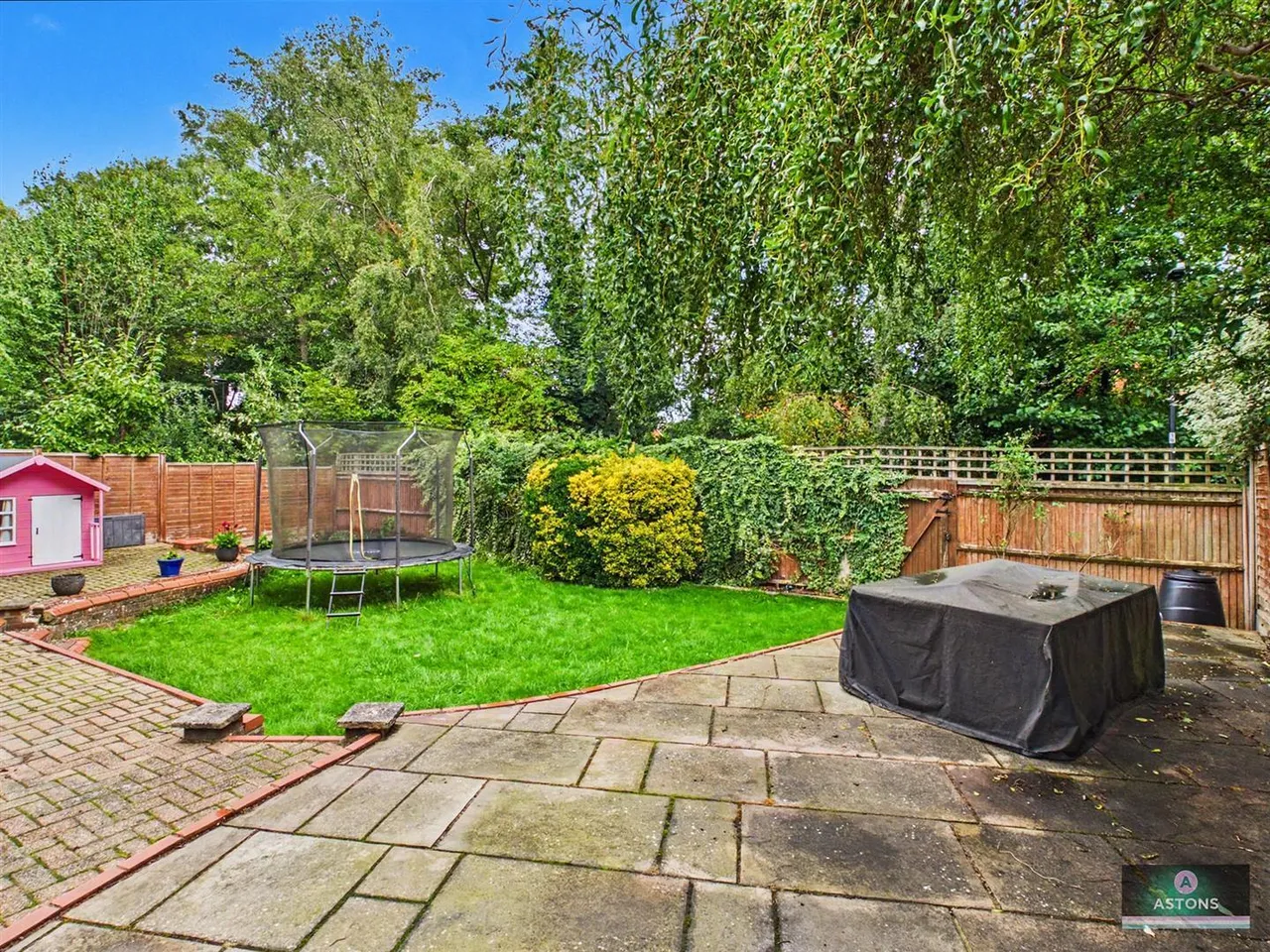 Langstone Close, Maidenbower, photo 3