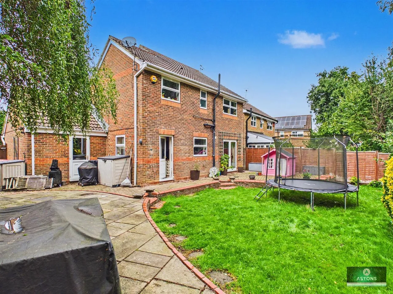 Langstone Close, Maidenbower, photo 21