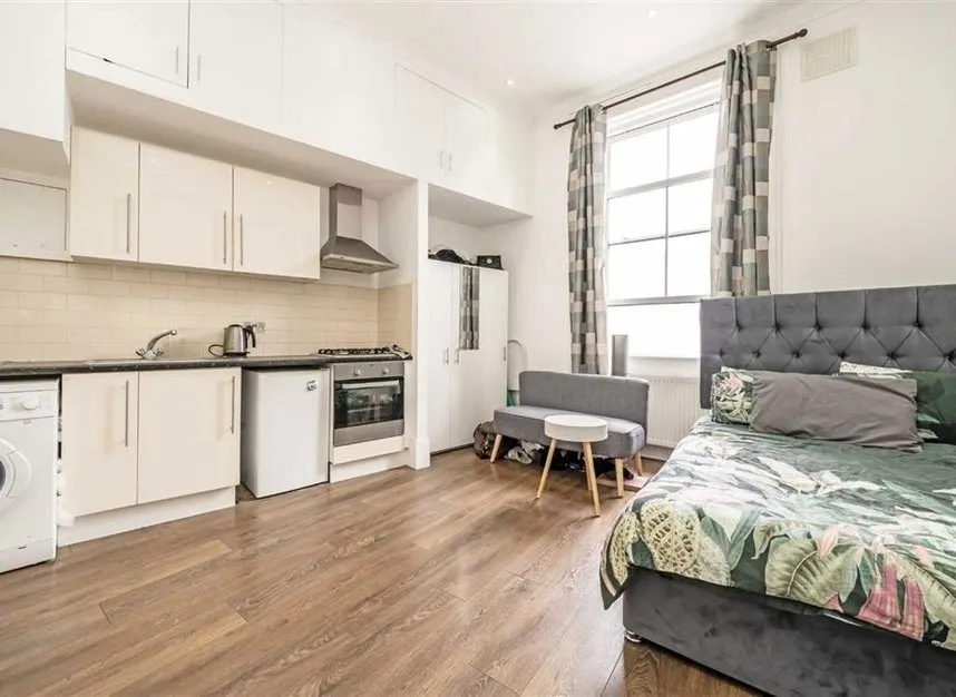 flat to rent, Old Brompton Road, South Kensington, SW5