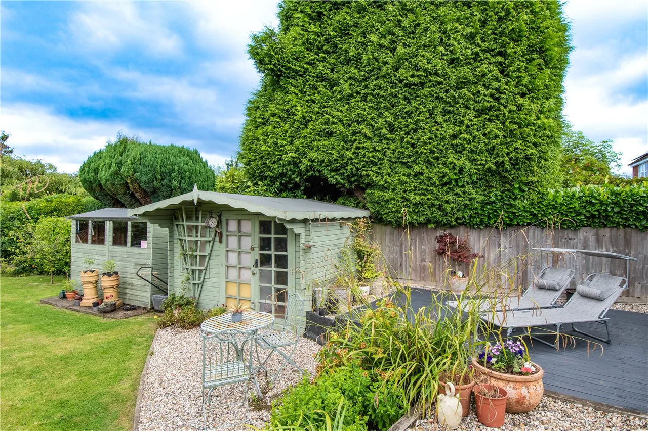 Wildmoor Lane, Catshill, Bromsgrove, B61 0NT, photo 24