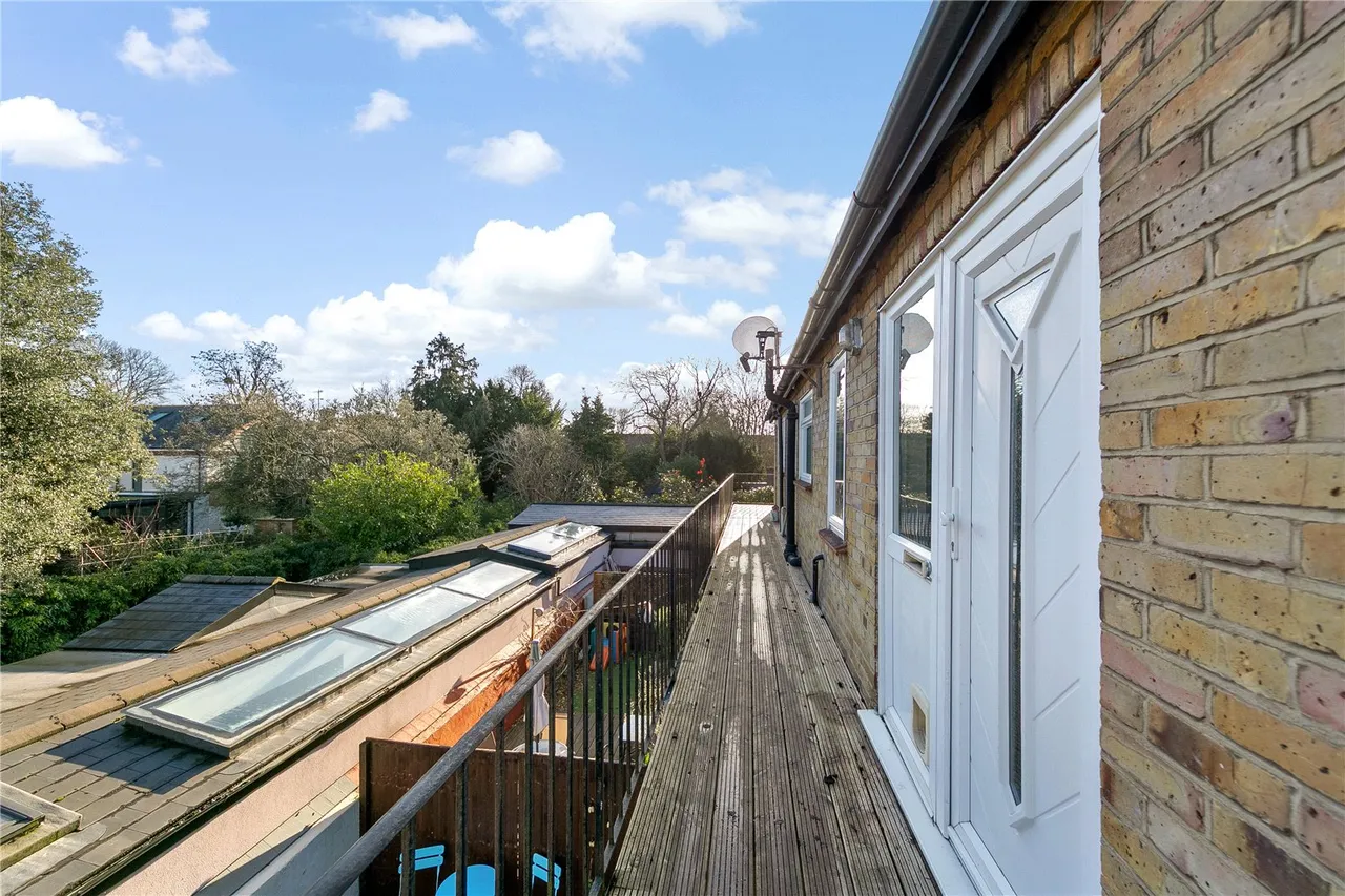 St Margarets Road, St Margarets, TW1, photo 11