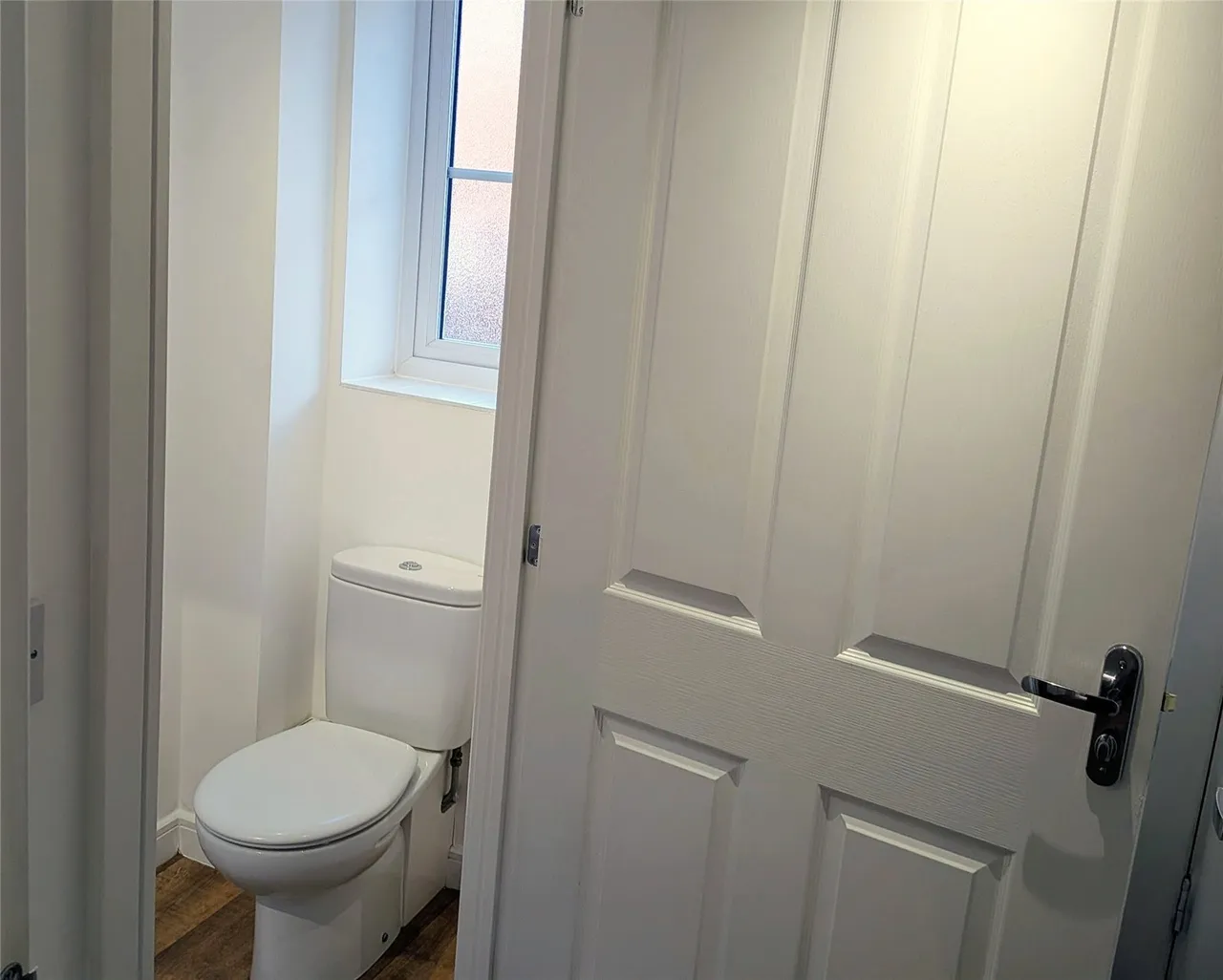 Kingfisher Crescent, Sandbach, CW11, photo 4