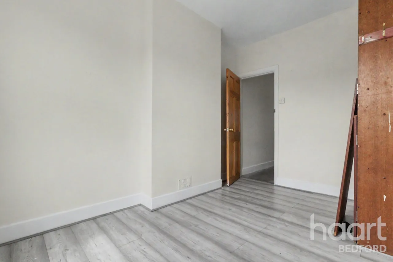 London Road, Bedford, MK42, photo 16