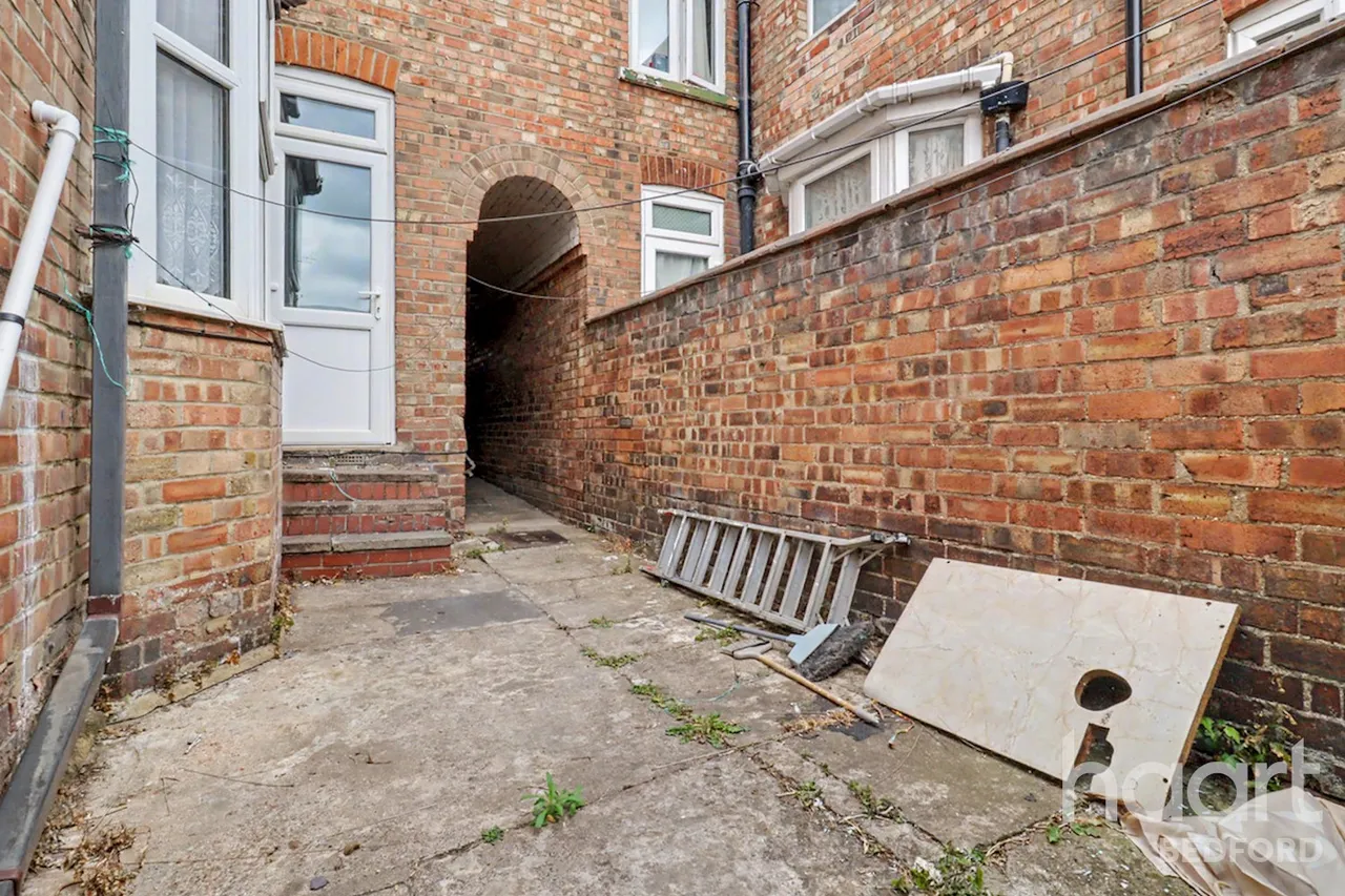 London Road, Bedford, MK42, photo 24