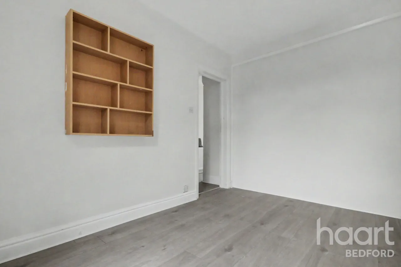 London Road, Bedford, MK42, photo 6
