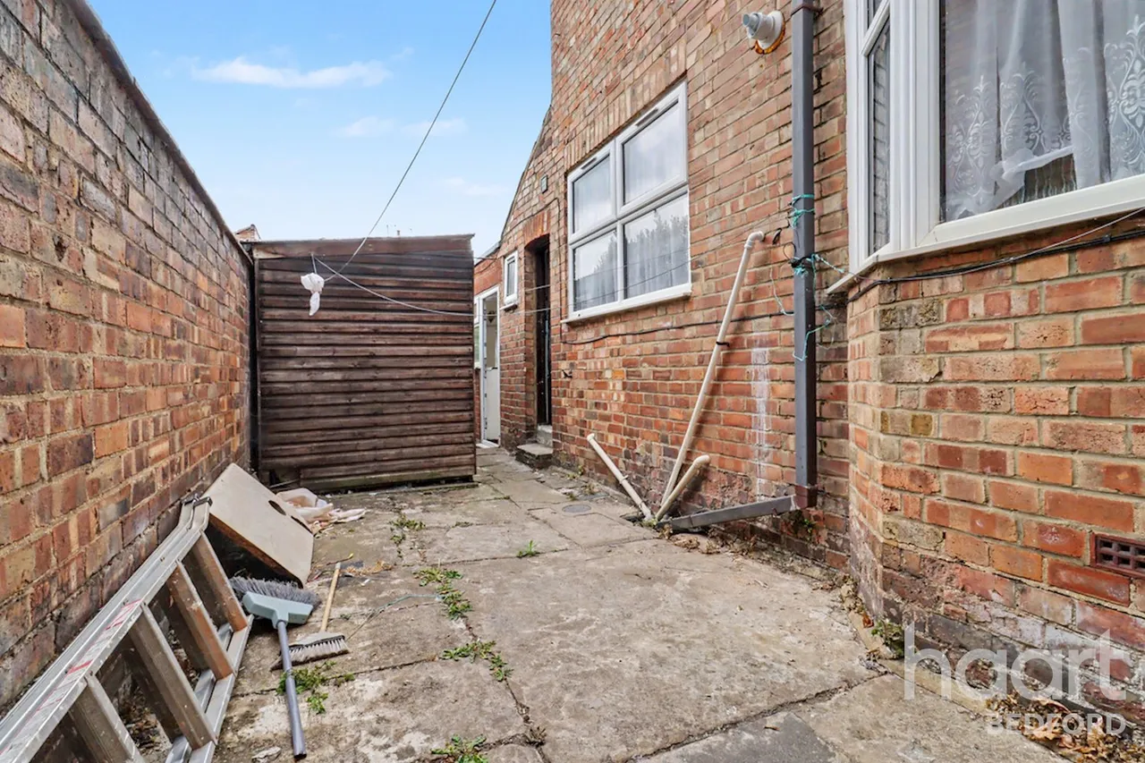 London Road, Bedford, MK42, photo 25