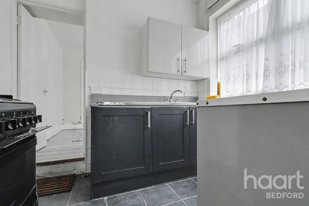 London Road, Bedford, MK42, photo 11
