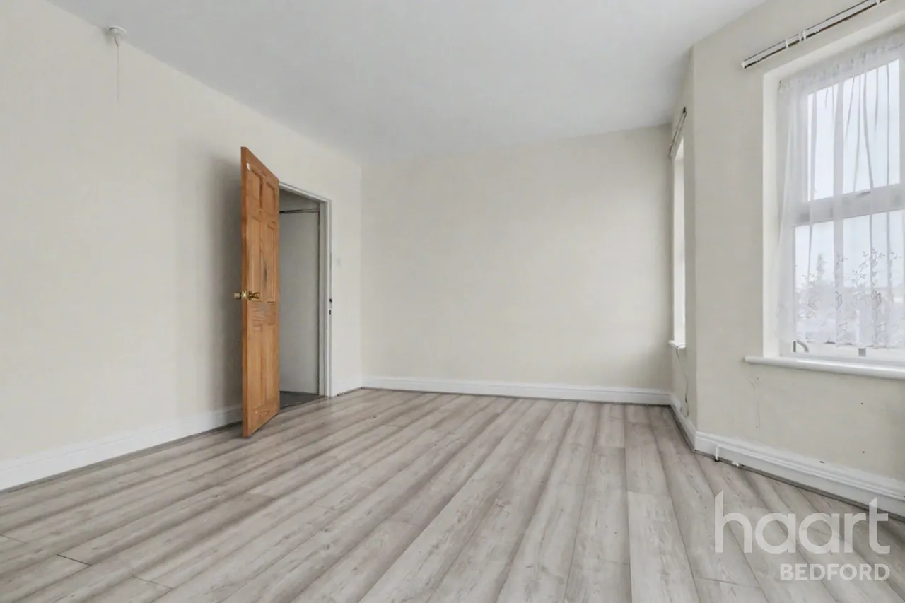 London Road, Bedford, MK42, photo 21