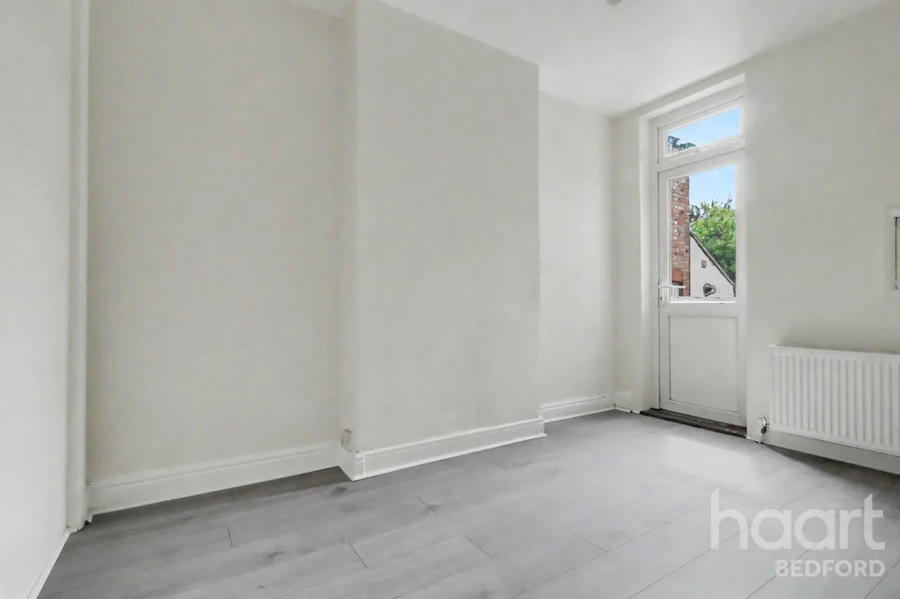 London Road, Bedford, MK42, photo 5