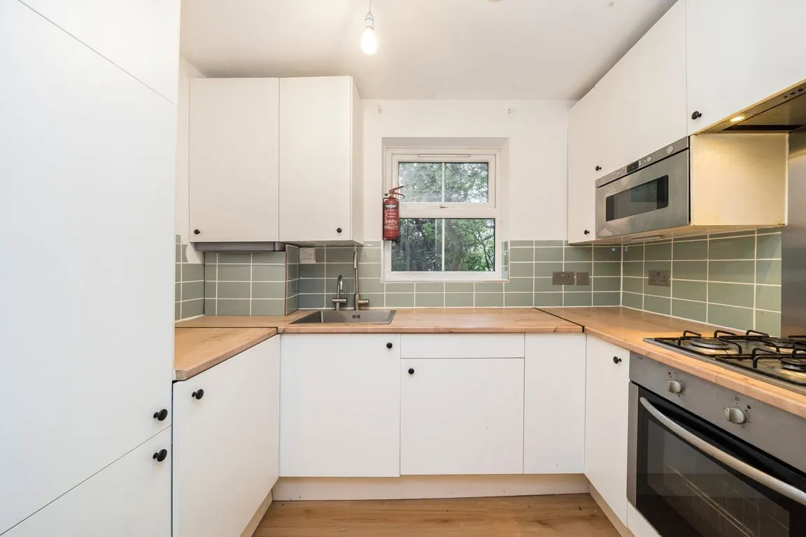 Shaftesbury Gardens, NW10, photo 2
