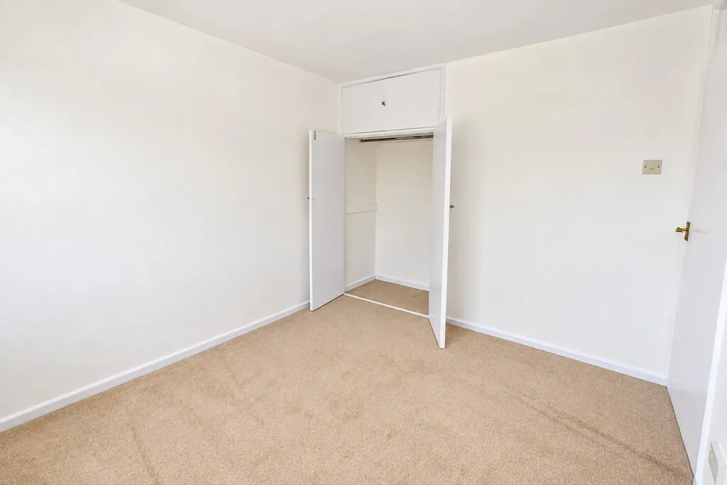 Sherwood Crescent, Market Drayton, photo 13