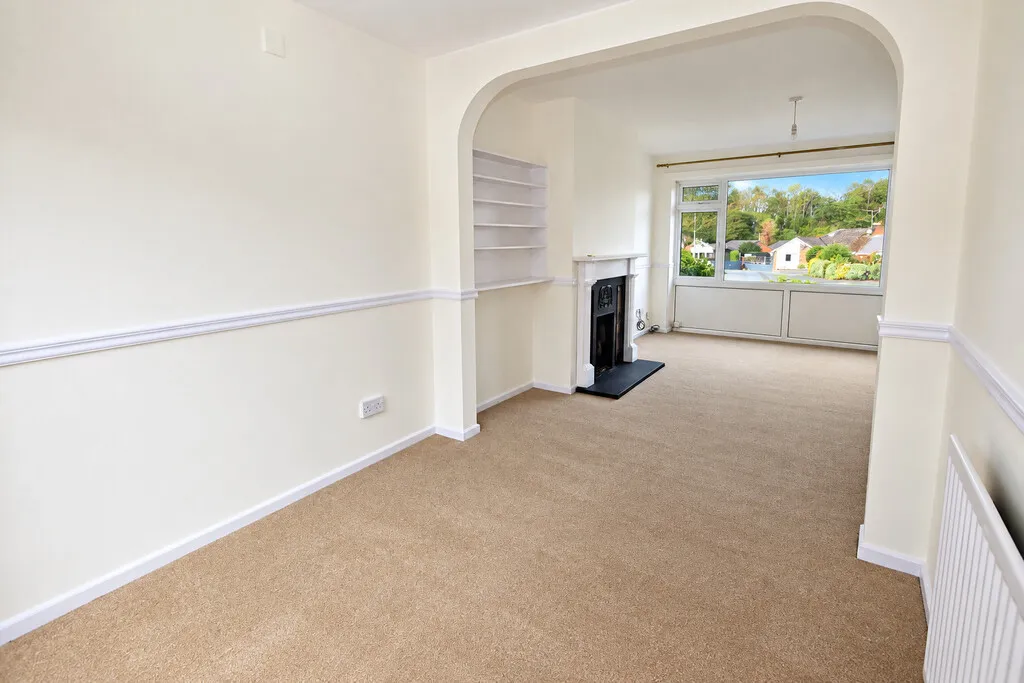 Sherwood Crescent, Market Drayton, photo 4