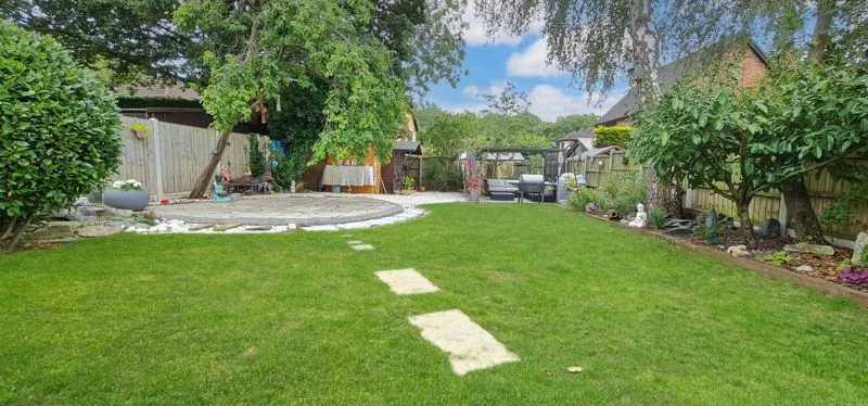 Shakespeare Avenue, Langdon Hills, Basildon, Essex, SS16 6DN, photo 6