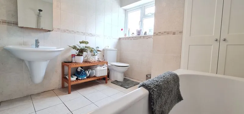 Shakespeare Avenue, Langdon Hills, Basildon, Essex, SS16 6DN, photo 25