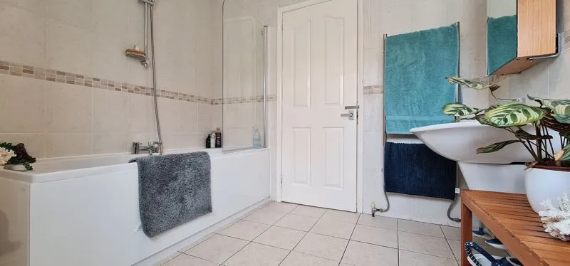 Shakespeare Avenue, Langdon Hills, Basildon, Essex, SS16 6DN, photo 24