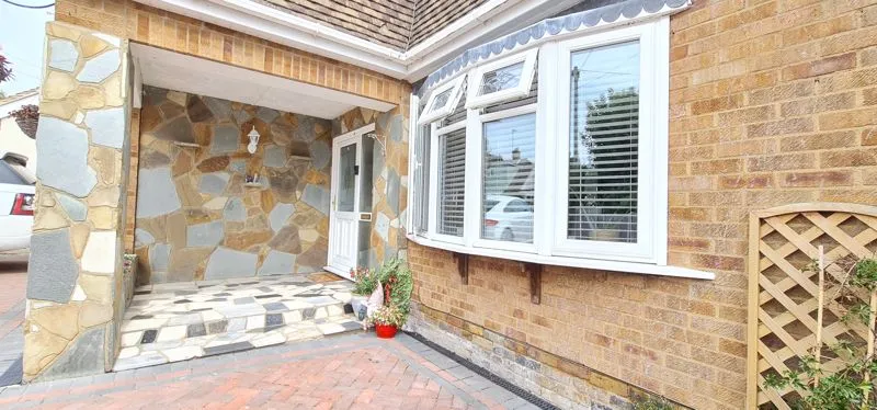 Shakespeare Avenue, Langdon Hills, Basildon, Essex, SS16 6DN, photo 36