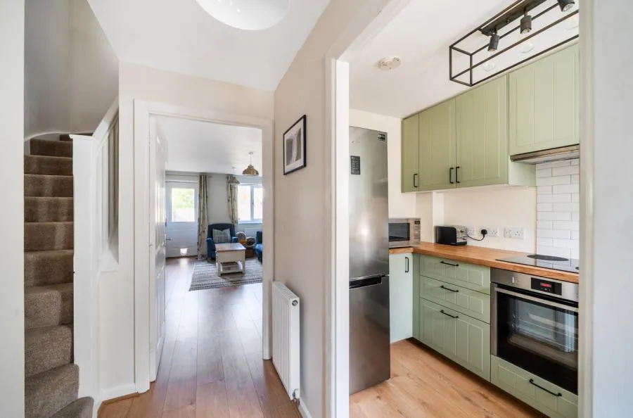 Robins Court, Faringdon, SN7, photo 9