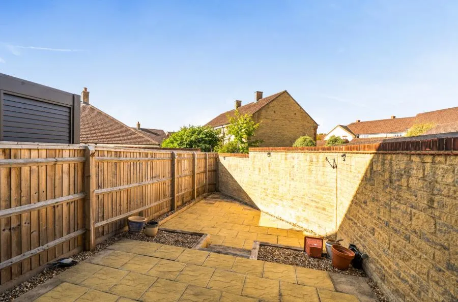 Robins Court, Faringdon, SN7, photo 11