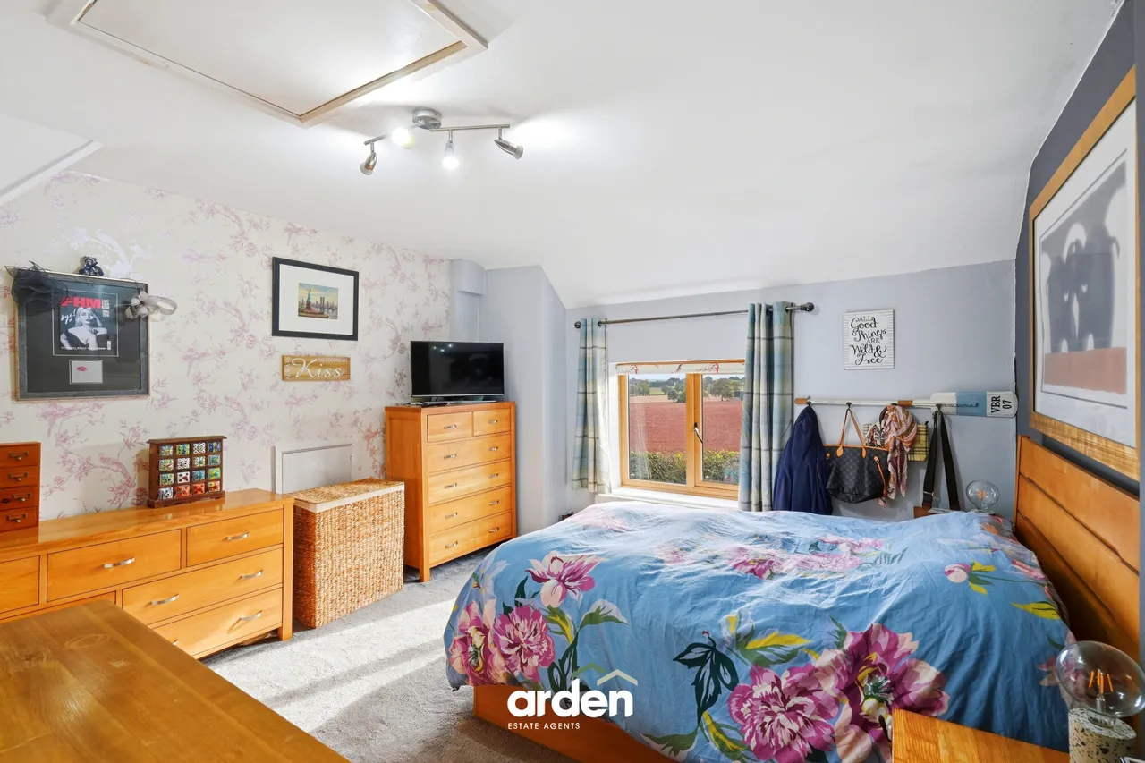 Worms Ash, Dodford, B61, photo 9