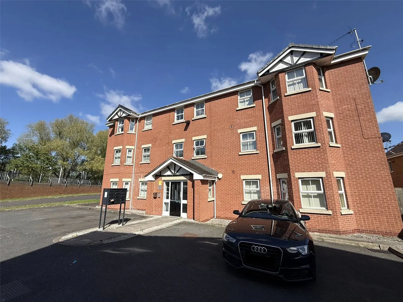 1 bed flat for sale, Plumpton Mews, Widnes, WA8