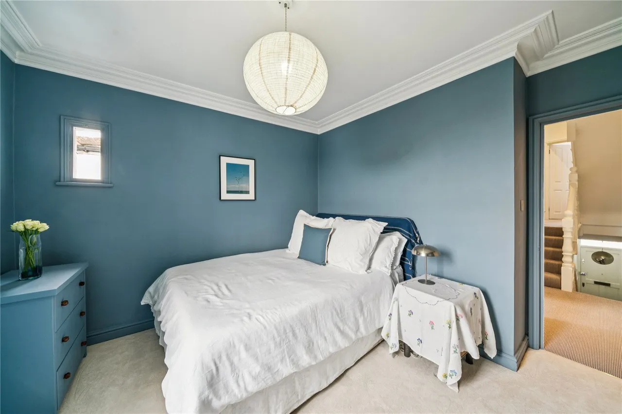 Bassingham Road, London, SW18, photo 6