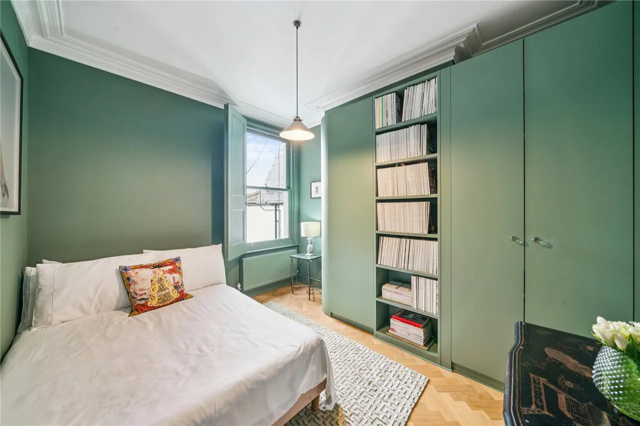 Bassingham Road, London, SW18, photo 4
