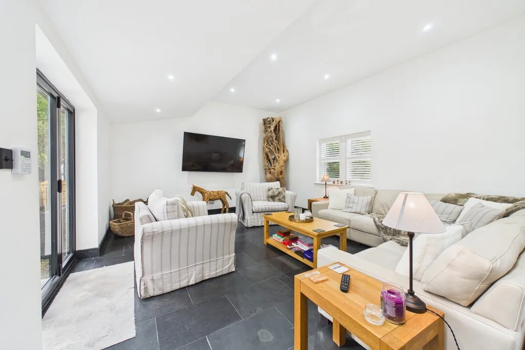 New Road, Windermere, LA23, photo 10