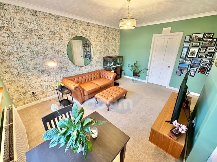 Glenriddet Avenue, Kilbirnie, KA25, photo 10