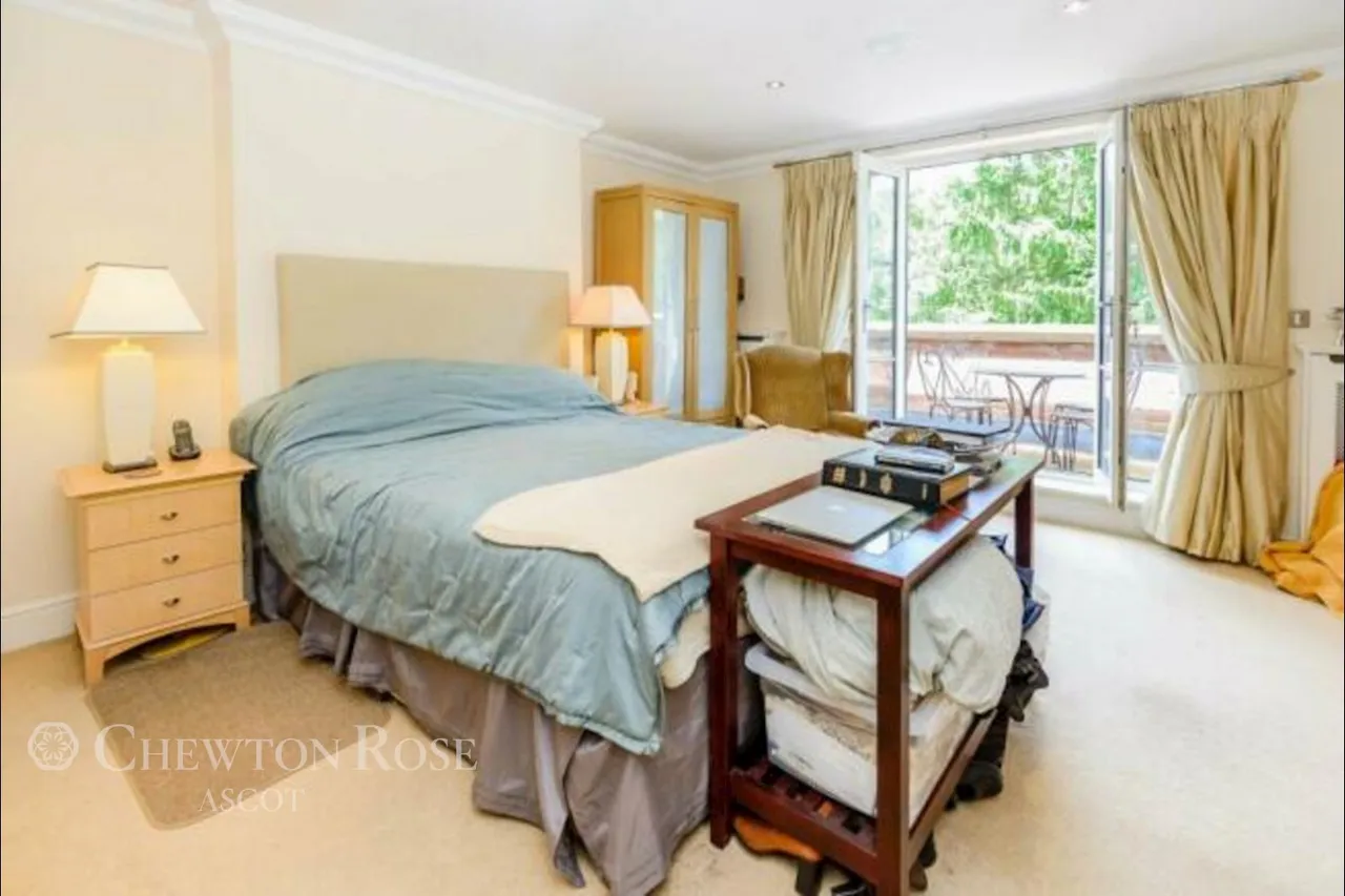 BURLEIGH Road, Ascot, photo 5