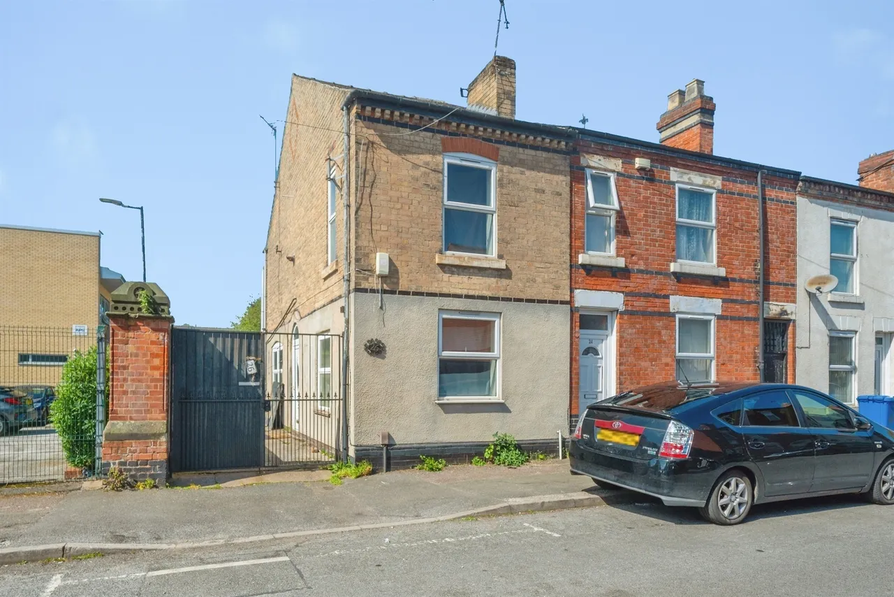 2 bed house for sale, Dover Street, Derby, DE23