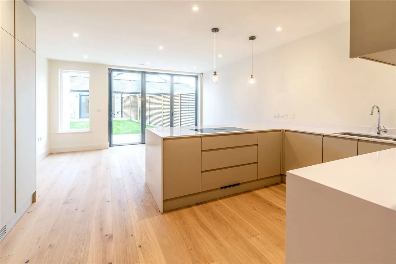 Trumpington Road, Cambridge, Cambridgeshire, CB2 8EX, photo 4