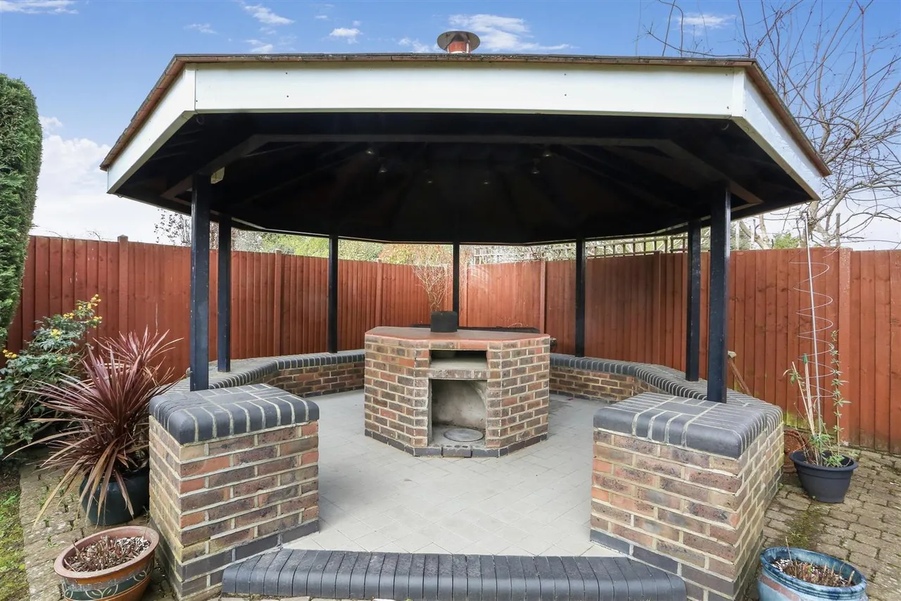 The Avenue, South Cheam, SM2, photo 23