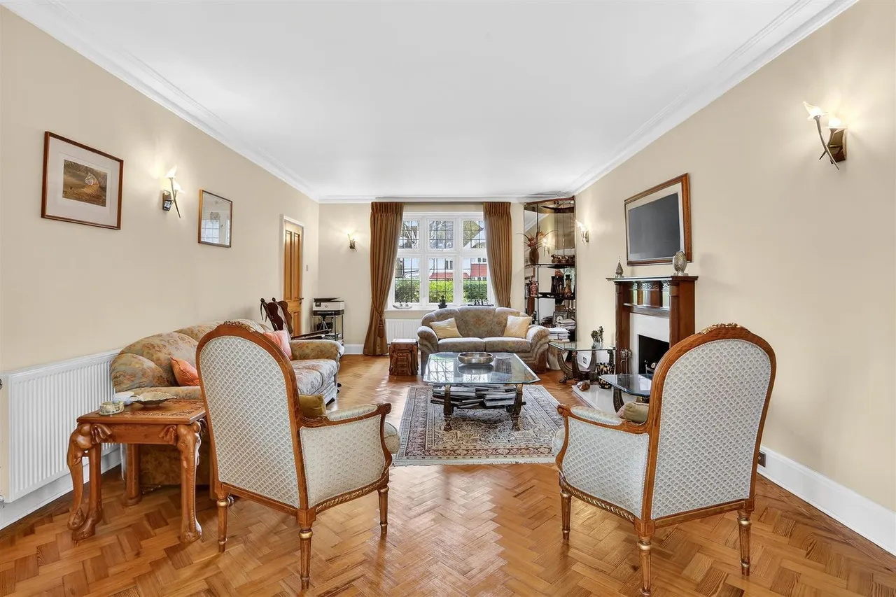 The Avenue, South Cheam, SM2, photo 5