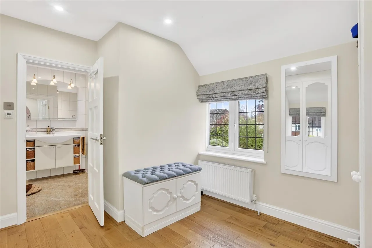 The Avenue, South Cheam, SM2, photo 32