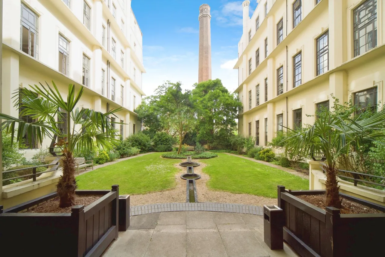 Manor Gardens, London, N7, photo 16