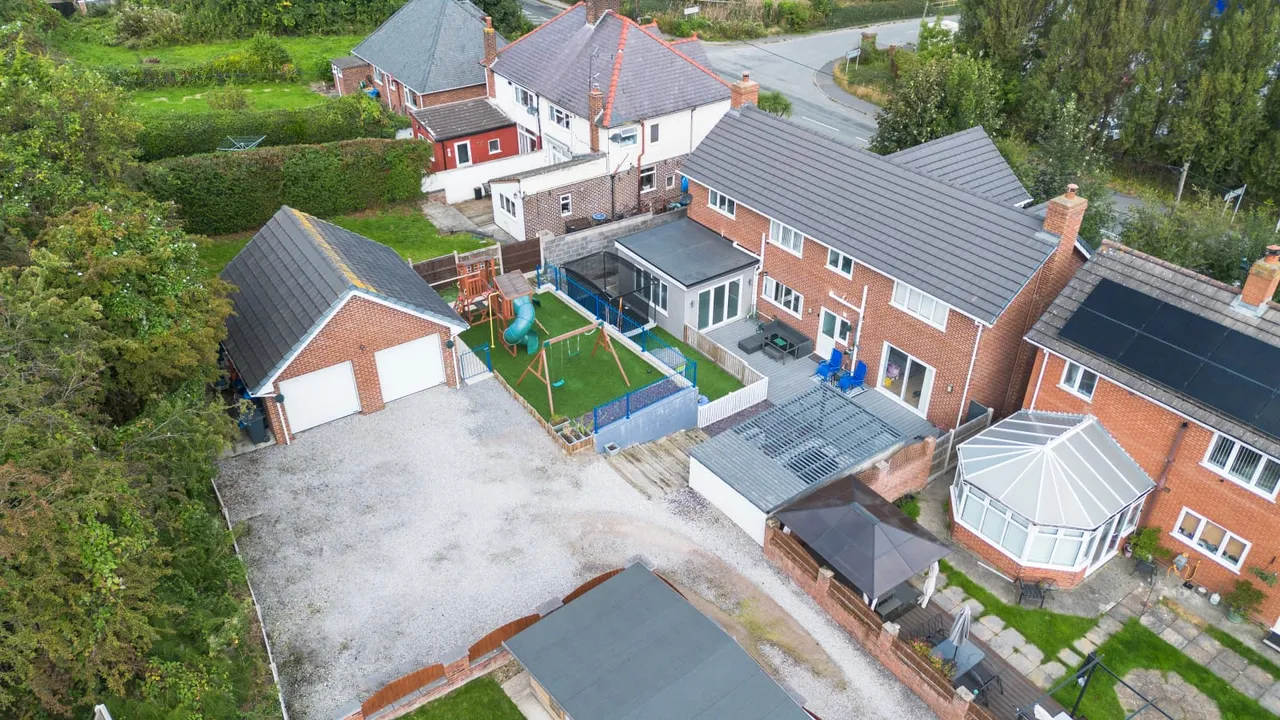 Bagillt Road, Greenfield, Holywell, Flintshire, CH8 7EY, photo 35