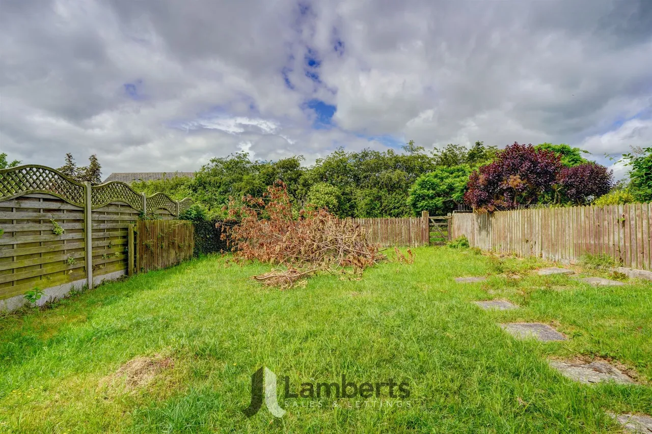 23 Churchway Piece, Worcester, photo 15