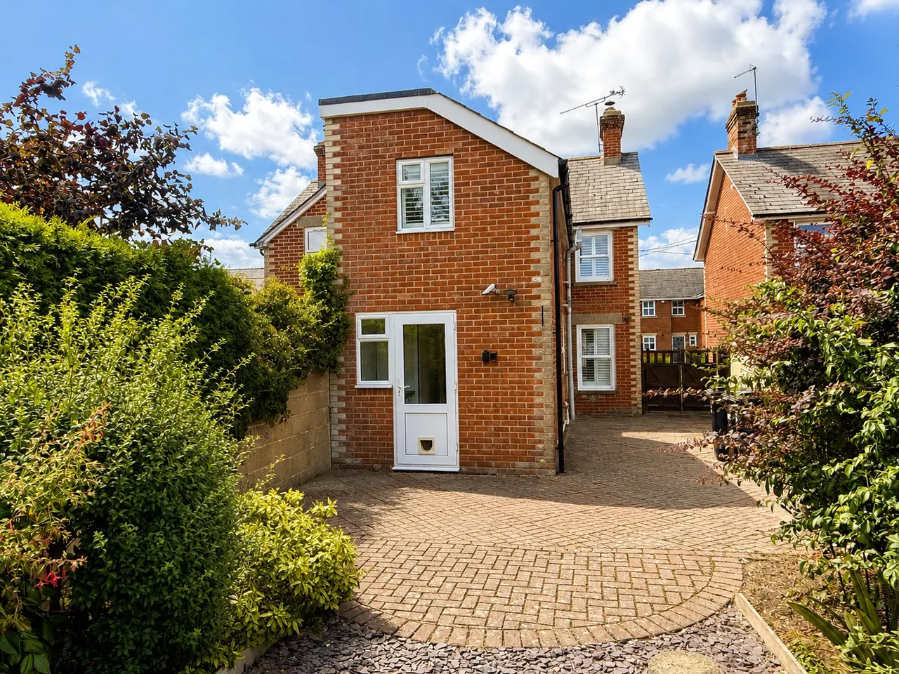 Alexandra Road, Fordingbridge, Hampshire, SP6 1EJ, photo 13