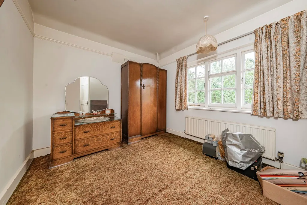 Church Road, Uxbridge, photo 16