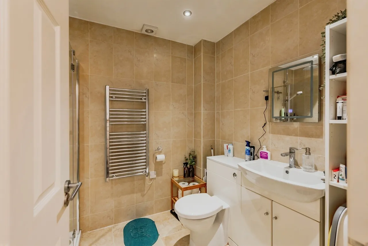 Hyde Heath Court, Crawley, RH10, photo 6