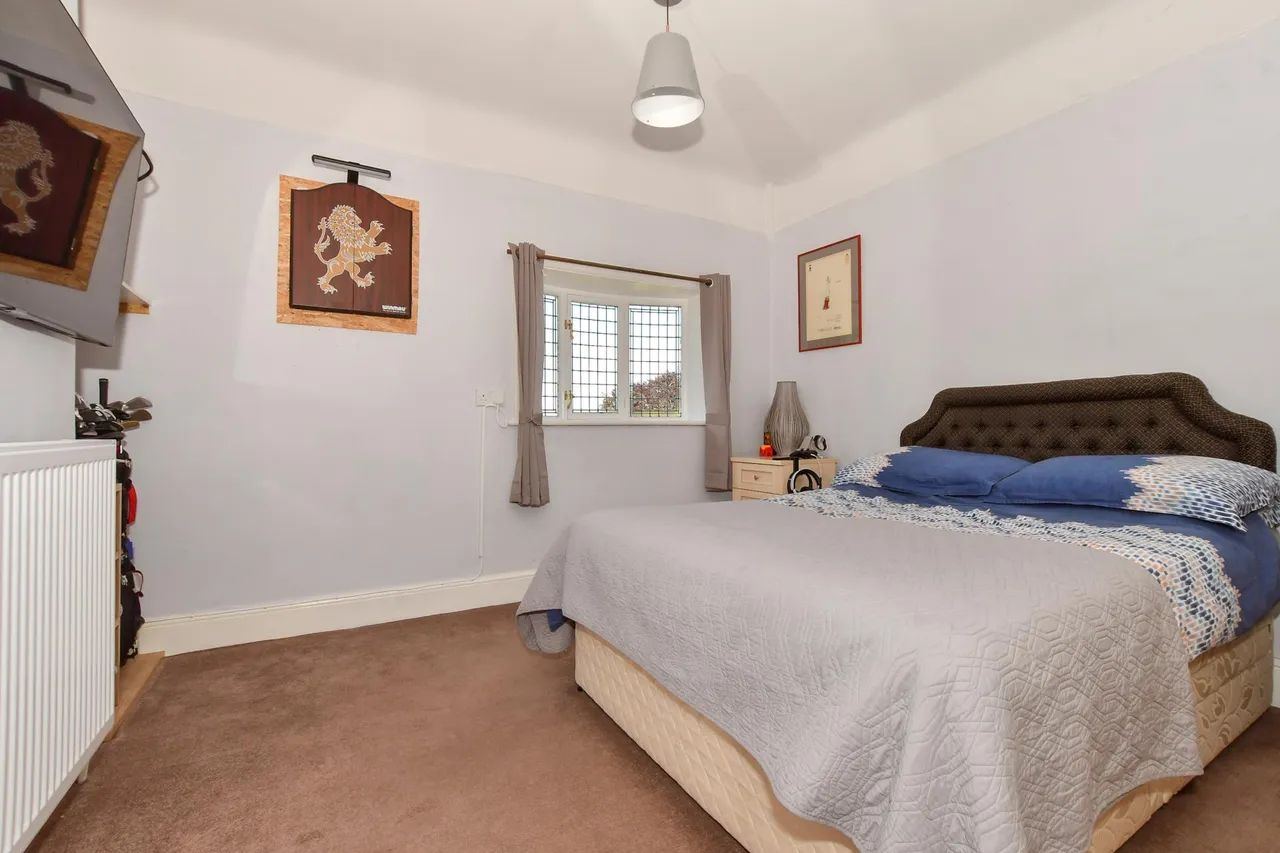 The Avenue, Kingsdown, CT14, photo 11