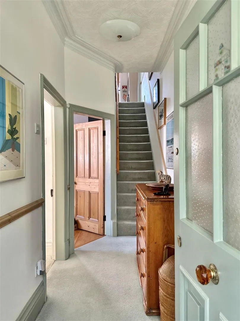 St Marys Road, New Mils, SK22, photo 10